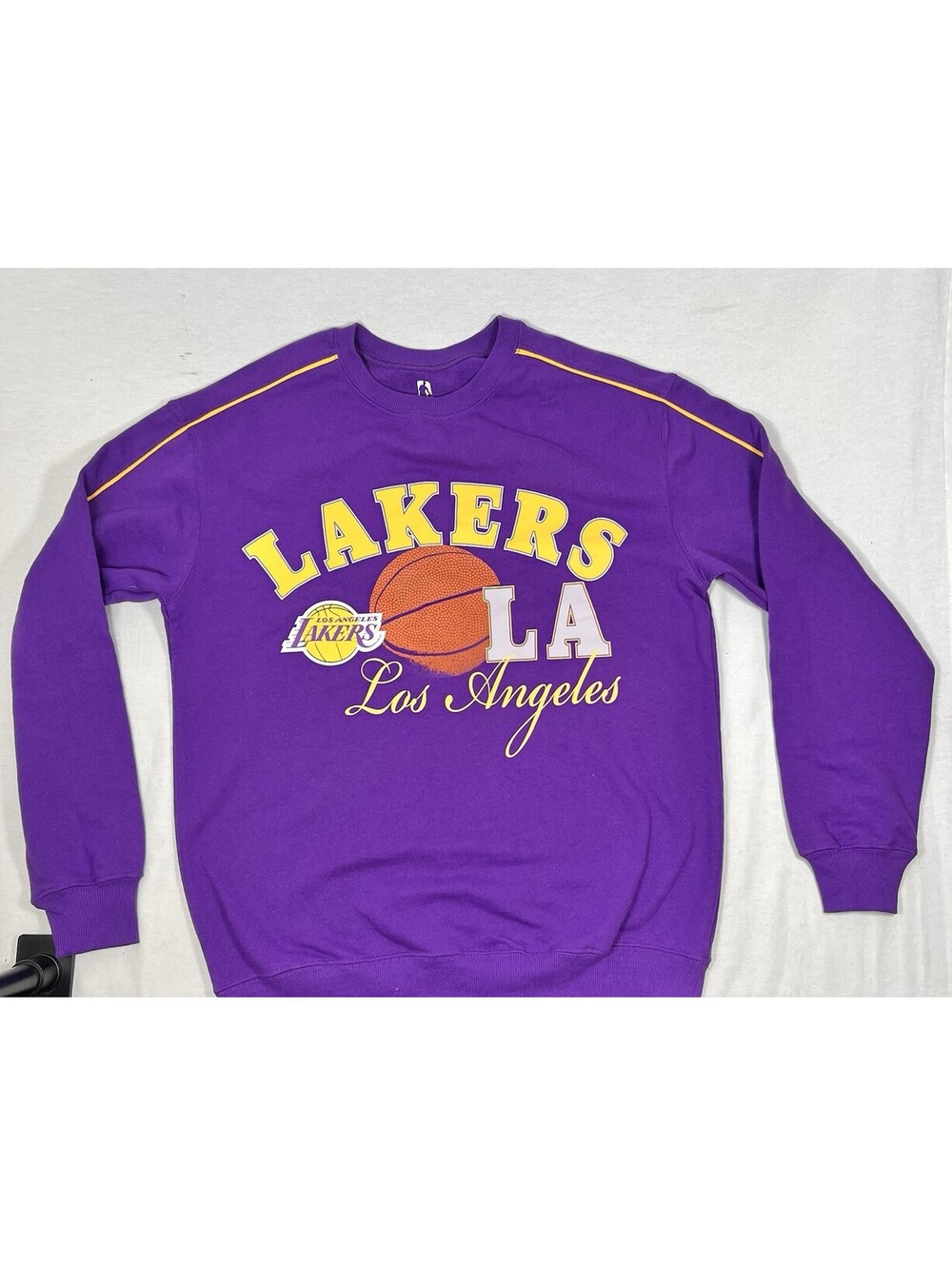 Los Angeles Lakers Sweatshirt Mens Small - Purple NBA Logo Crewneck